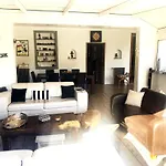 Cannes Charming Hideaway Secret Garden & Pool Near Centre Вилла