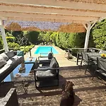 Вилла Cannes Charming Hideaway Secret Garden & Pool Near Centre Ле-Канне