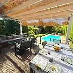 Cannes Charming Hideaway Secret Garden & Pool Near Centre Ле-Канне