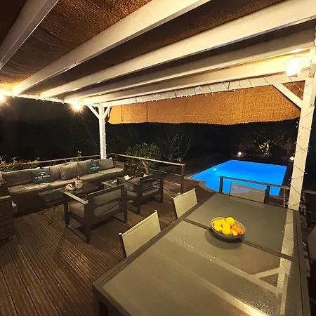 Вилла Cannes Charming Hideaway Secret Garden & Pool Near Centre Ле-Канне